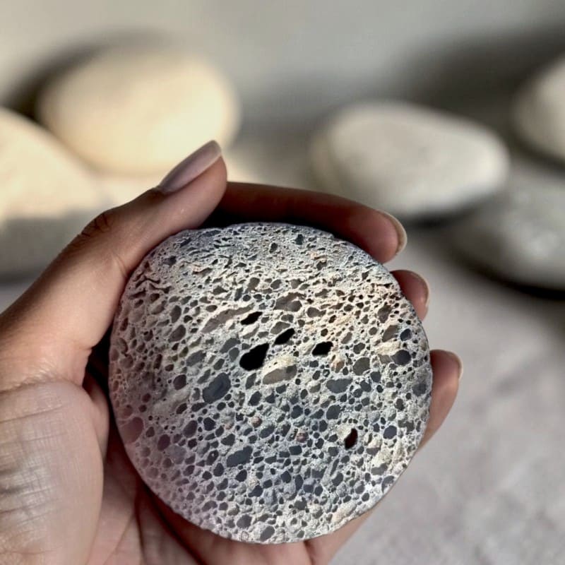 M&eacute;ditation avec le quartz rose &ndash; La Malle aux Sorci&egrave;res